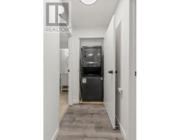 223 - 725 DEVERON CRESCENT - 23