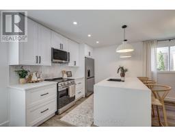 52 BEXHILL DRIVE - 21