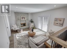 52 BEXHILL DRIVE - 31