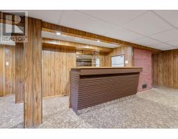 178 KIRKLAND CRESCENT - 35