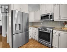 26 BUTTERNUT LANE - 12