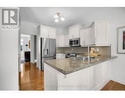 26 BUTTERNUT LANE - 13