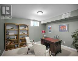 26 BUTTERNUT LANE - 19