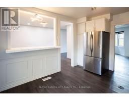 470 THREE VALLEYS CRESCENT - 16