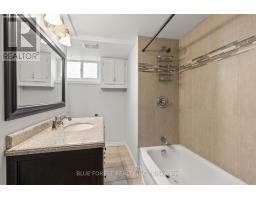 106 LAURENTIAN DRIVE N - 36