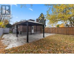 106 LAURENTIAN DRIVE N - 38