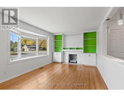 106 LAURENTIAN DRIVE N - 5