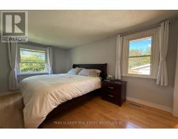 708 VILLAGE GREEN AVENUE - 12