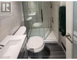 708 VILLAGE GREEN AVENUE - 19