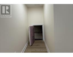 708 VILLAGE GREEN AVENUE - 22