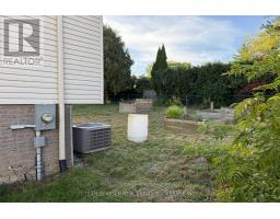 708 VILLAGE GREEN AVENUE - 32