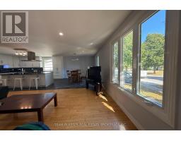 708 VILLAGE GREEN AVENUE - 9