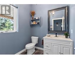 21948 ADELAIDE STREET N - 16