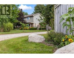 21948 ADELAIDE STREET N - 5