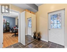 21948 ADELAIDE STREET N - 7