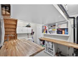 105A DEVONSHIRE AVENUE - 34