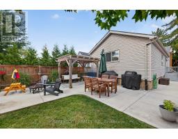 105A DEVONSHIRE AVENUE - 37