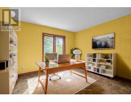 808 CLEARVIEW CRESCENT - 22