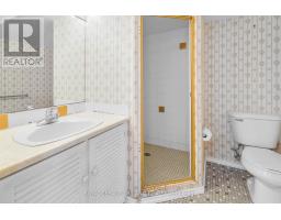 808 CLEARVIEW CRESCENT - 28