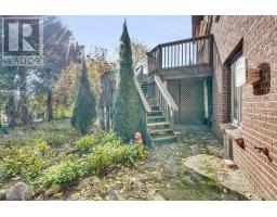 808 CLEARVIEW CRESCENT - 34