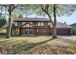 808 CLEARVIEW CRESCENT - 41