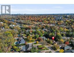 808 CLEARVIEW CRESCENT - 42