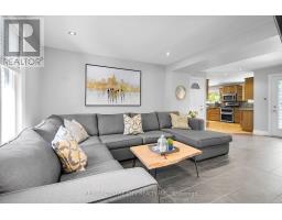 187 WYCHWOOD PARK - 12