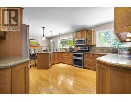 187 WYCHWOOD PARK - 15