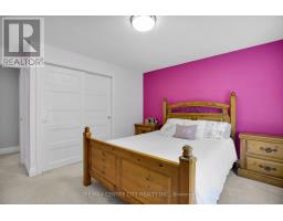 187 WYCHWOOD PARK - 31