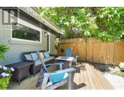 187 WYCHWOOD PARK - 45