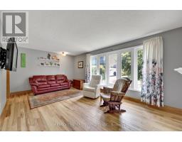 141 ST ANDREW STREET E - 20