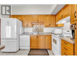 1201 - 744 WONDERLAND ROAD S - 13