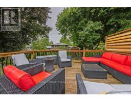 17 WINDING WAY CRESCENT - 35