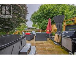 17 WINDING WAY CRESCENT - 36