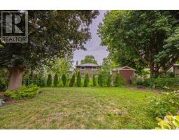 17 WINDING WAY CRESCENT - 40