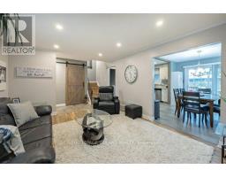 17 WINDING WAY CRESCENT - 8