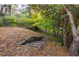 37 ARNELLA CRESCENT - 27