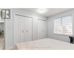 35 HUMMINGBIRD CRESCENT - 27