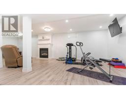 35 HUMMINGBIRD CRESCENT - 37