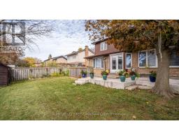 35 HUMMINGBIRD CRESCENT - 44