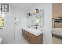 770 BARCLAY ROAD - 28