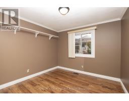 106 CHRISTIANS COURT - 15