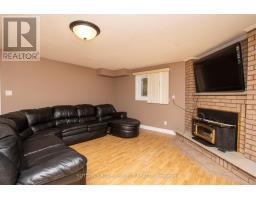 106 CHRISTIANS COURT - 25