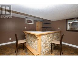 106 CHRISTIANS COURT - 30