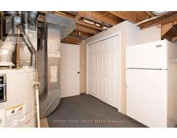 106 CHRISTIANS COURT - 34