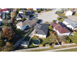 106 CHRISTIANS COURT - 36