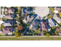 106 CHRISTIANS COURT - 4