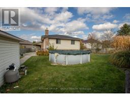 106 CHRISTIANS COURT - 40