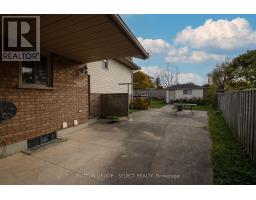 106 CHRISTIANS COURT - 42