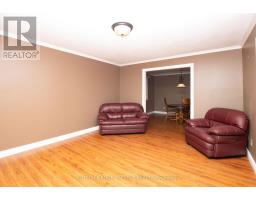 106 CHRISTIANS COURT - 7